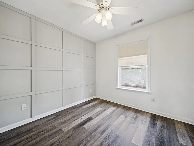 4720 Beach Bay Ct — Photo 17