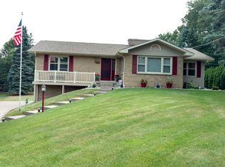 3710 Jasmine Ave NE, Grand Rapids, MI 49525