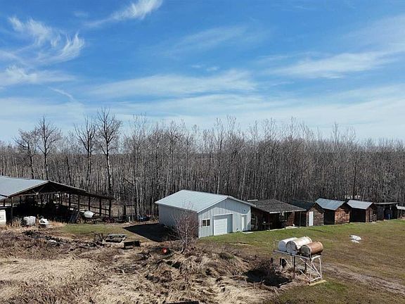 3rd image of 67317 Range Rd