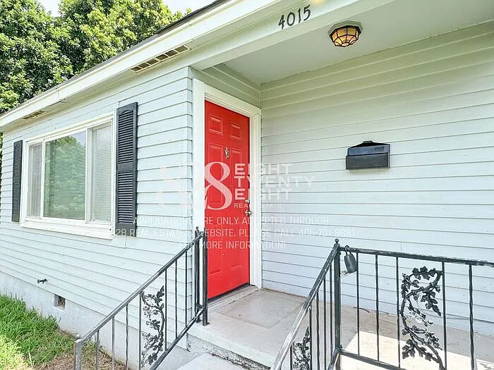 4015 SE 27th St — Photo 4