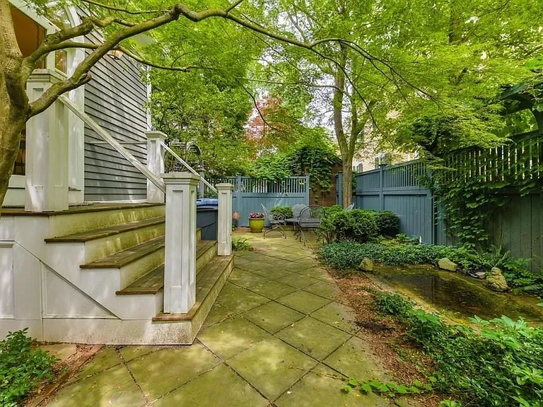 14 Ash St — Photo 22