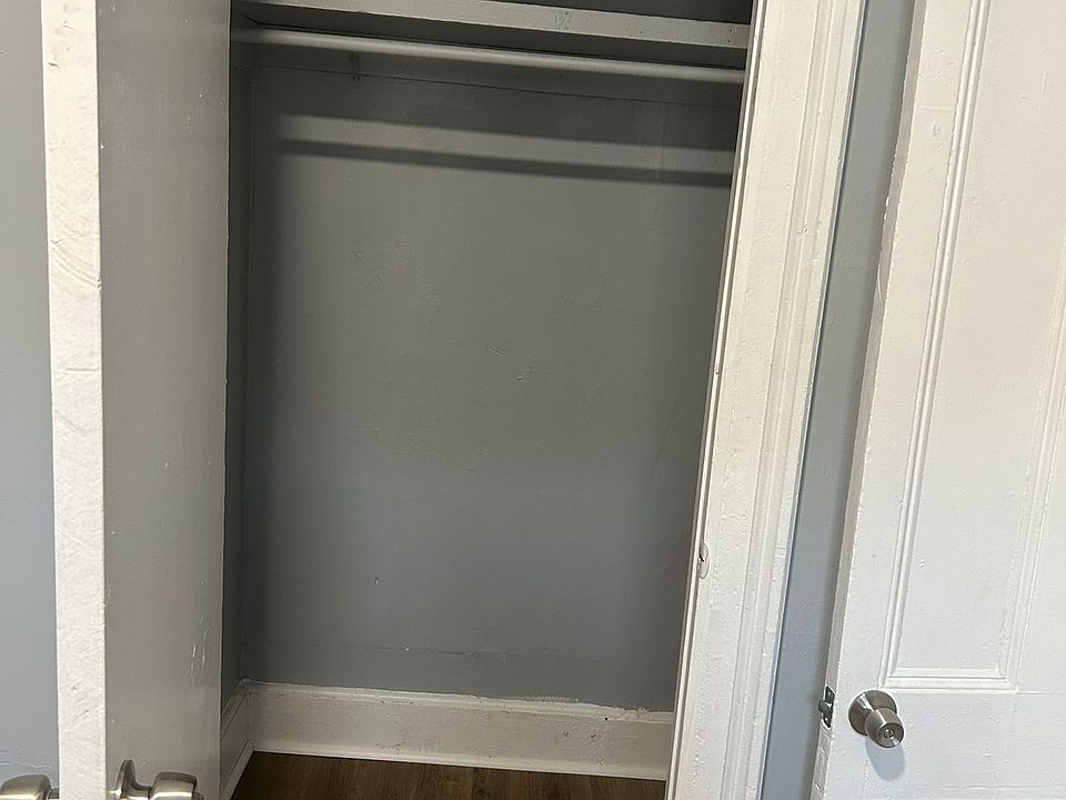 2nd image of 118-122 Belmont Ave #1