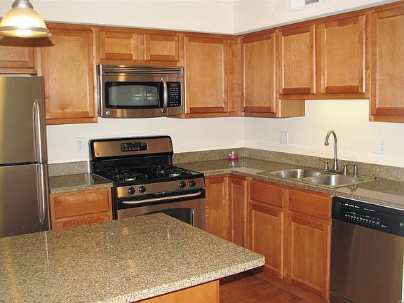 2nd image of 1380 Willow Brook Cove Ct APT 7