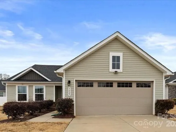 5025 Macvittie Ln, Charlotte, NC 28214