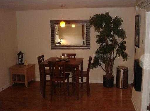 2nd image of 3119 W Deleon St #30