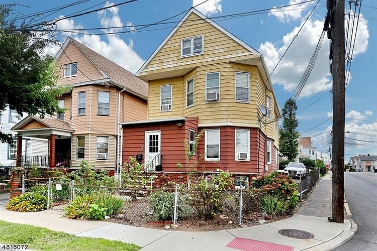 1st image of 2 De Witt Ave