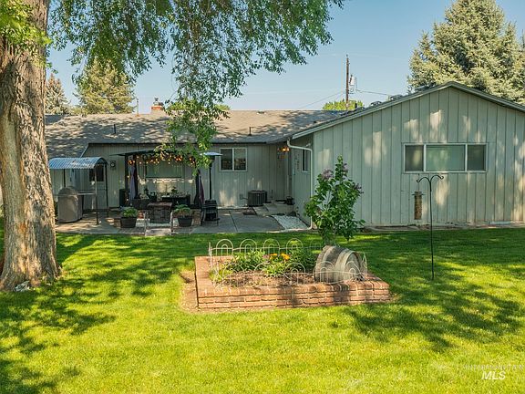 4th image of 424 Linden Dr