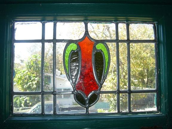5 Beautiful Vintage Windows