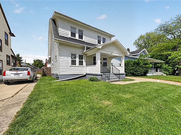 2nd image of 805 Sunnyview Ave