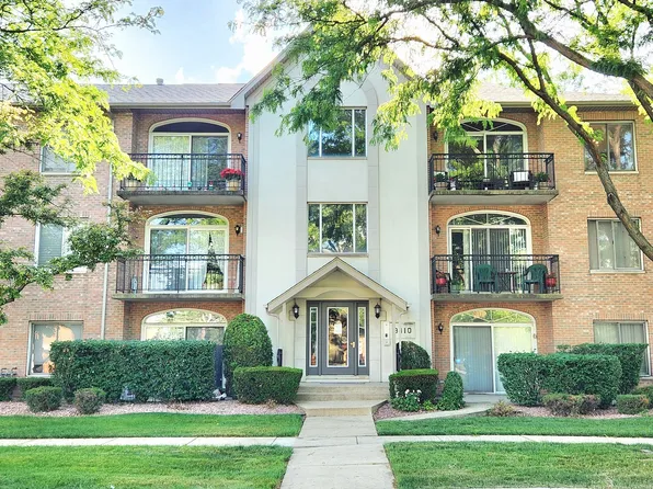 9410 S 77th Ct APT 3F, Hickory Hills, IL 60457