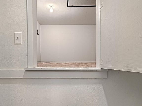 3rd image of 10542 Pagewood Dr