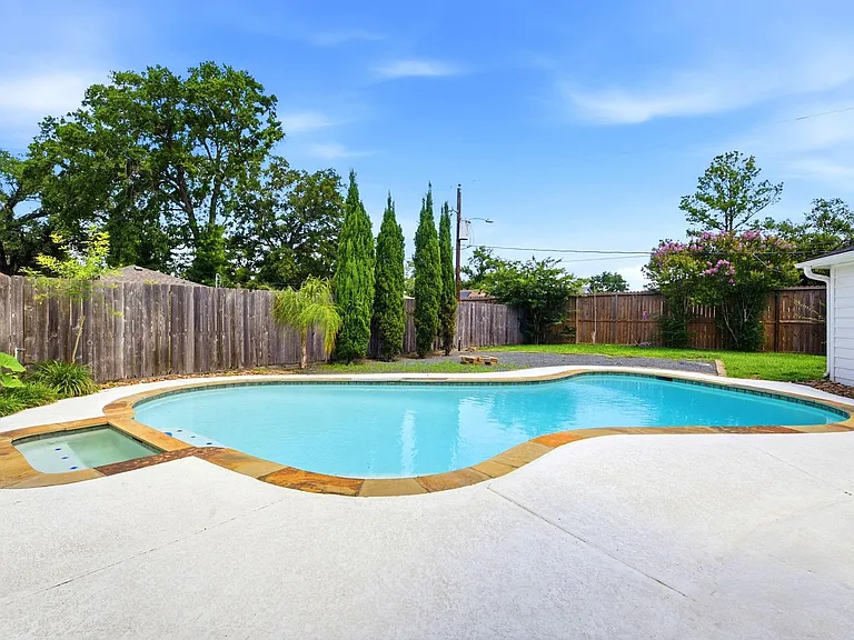 4810 Bayou Vista Dr — Photo 44