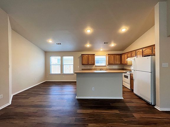 5th image of 1152 Boxwood Dr