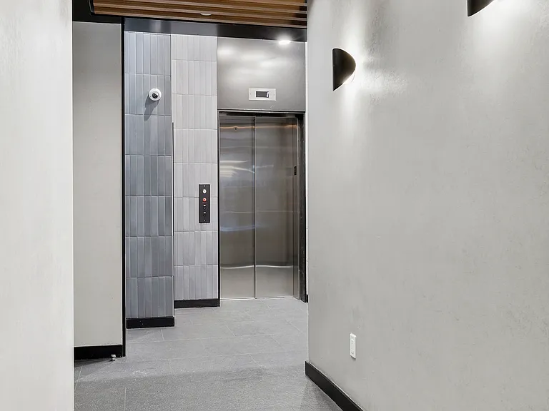 149 E 26th St #Penthouse 1 — Photo 11