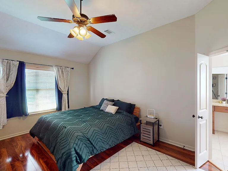 10533 Duncannon Trl — Photo 26