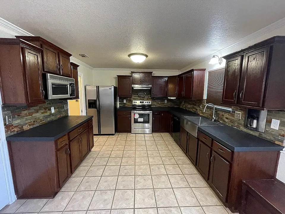 505 Omar Dr