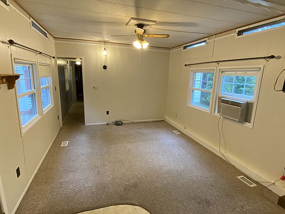 3rd image of 40 Highland Ave