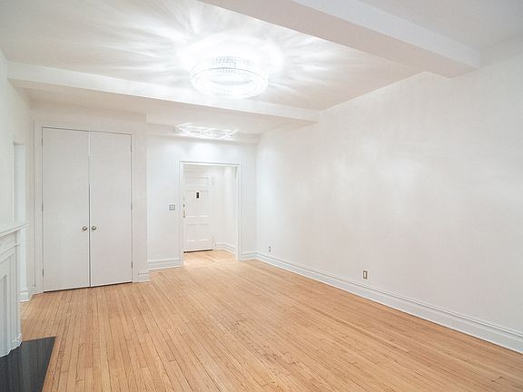 5th image of 145 W 58th St #5H