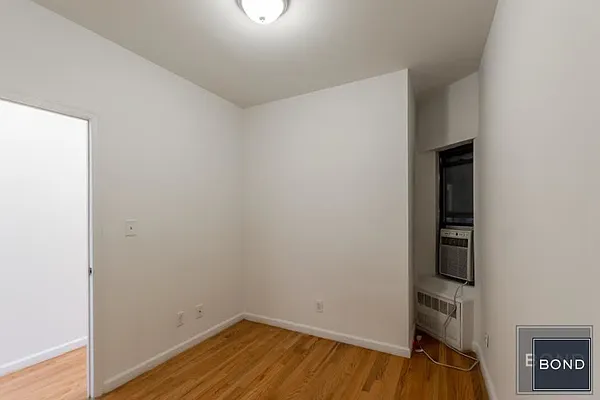 Rented by Bond New York | media 20