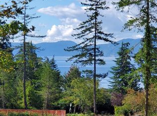 10610 Derrick Rd, North Saanich, BC V8L5M8