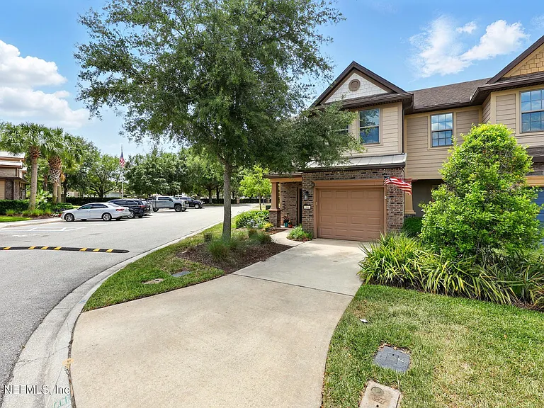 13964 Berryview Rd — Photo 33