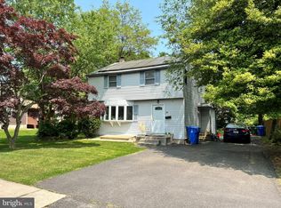 19 Dickinson Rd, Glassboro, NJ 08028