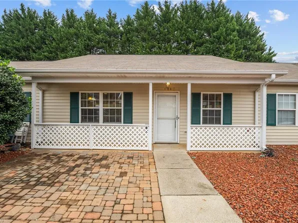 128 Plantation Dr APT C, King, NC 27021