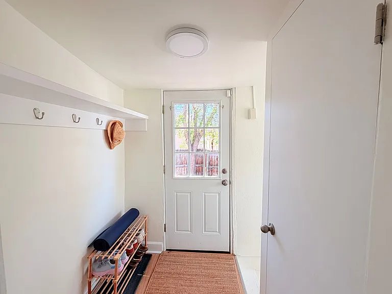 3300 Meade St — Photo 21