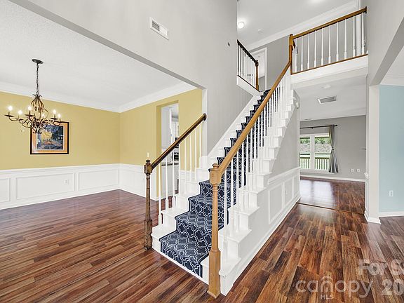 2nd image of 4518 Appley Mead Ln