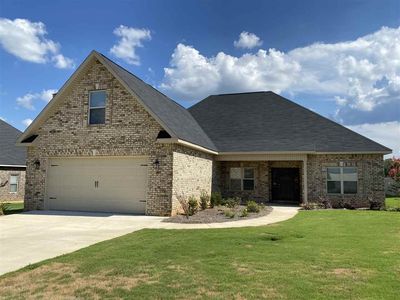 600 Falls Dr, Bonaire, GA, 31005