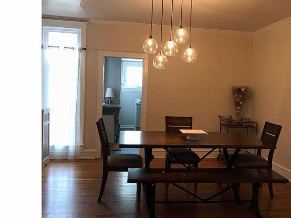 4th image of 855 N 21st St