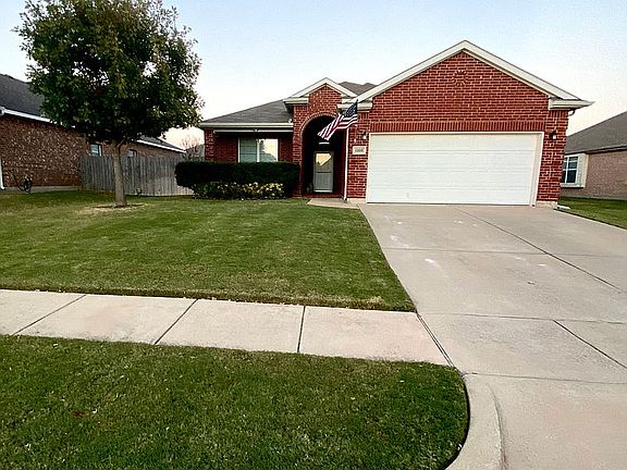 2nd image of 1108 Skylark Dr