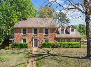 7398 Deep Valley Dr, Germantown, TN 38138
