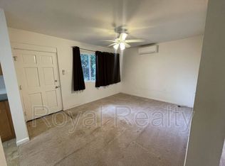 2258 Date St #1, Honolulu, HI 96826