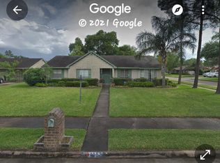 10535 Newborough Dr, Houston, TX 77099