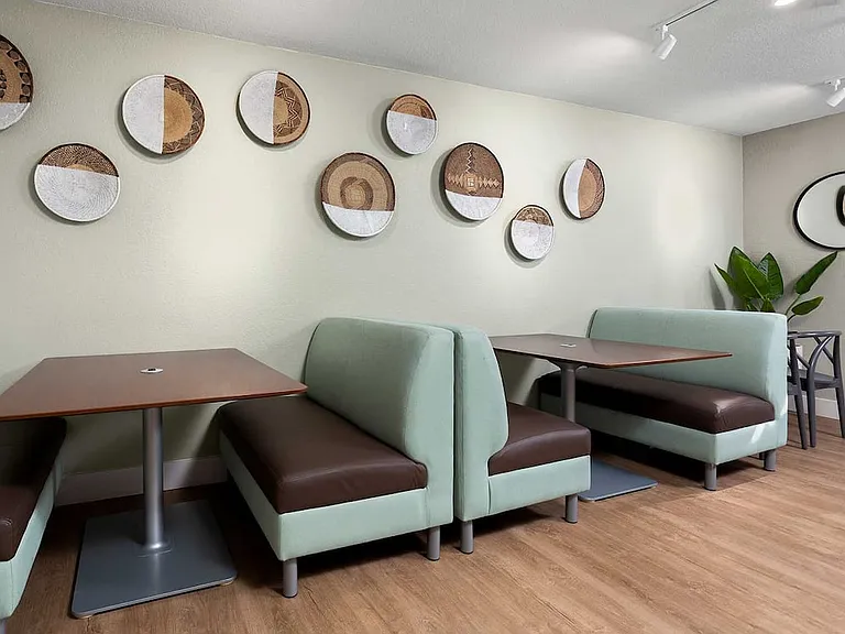WiFi lounge