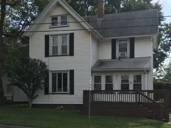 6236 Richville Dr SW, Navarre, OH 44662