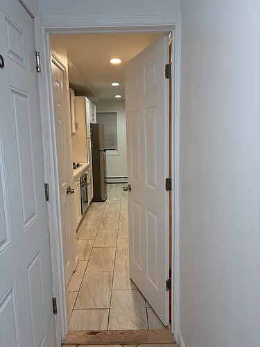 153 Ditmars St Photo 1