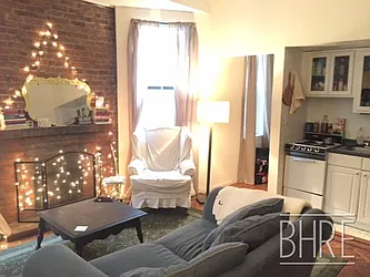 Rented by Brooklyn Heights Real Estate Inc