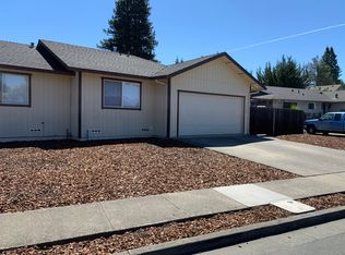 1294 Stroven Ln, Santa Rosa, CA 95407