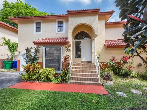 3437 Foxcroft Rd, Miramar, FL 33025