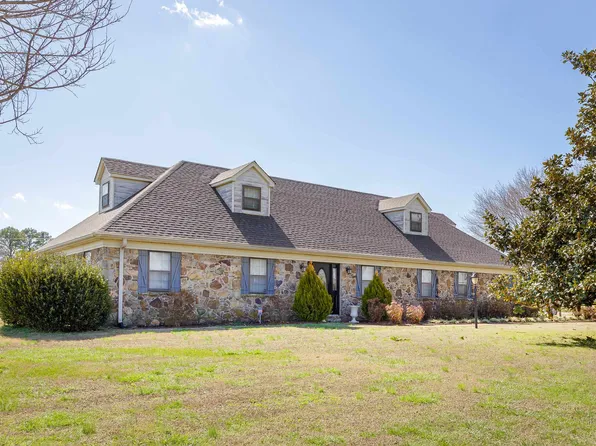 2308 County Road 394, Killen, AL 35645