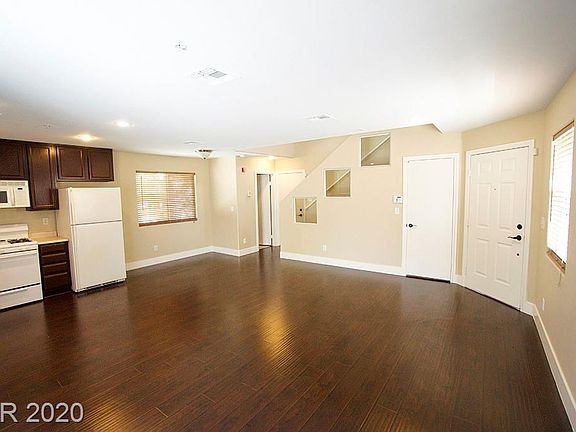 3rd image of 2924 Sunrise Bay Ave #0