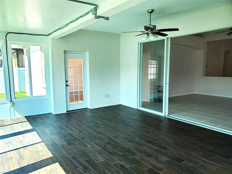 1029 Millebourne Way — Photo 24