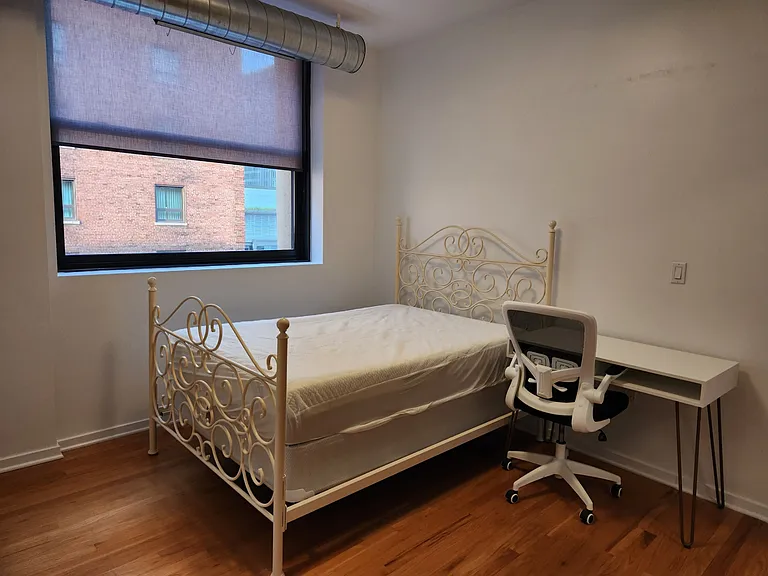 6 E Monroe St #1503 — Photo 4