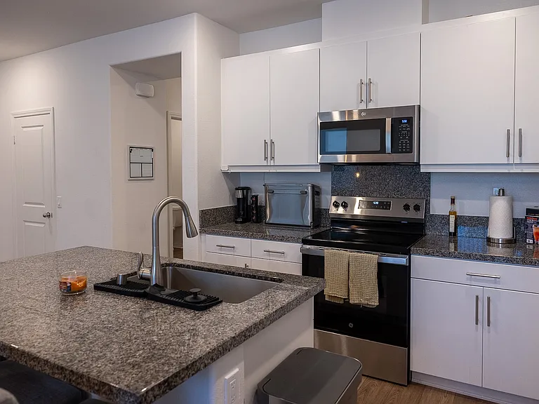 36351 Elizabeth Ln — Photo 33
