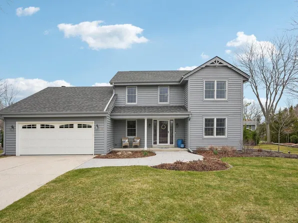 312 West Lilac LANE, Grafton, WI 53024