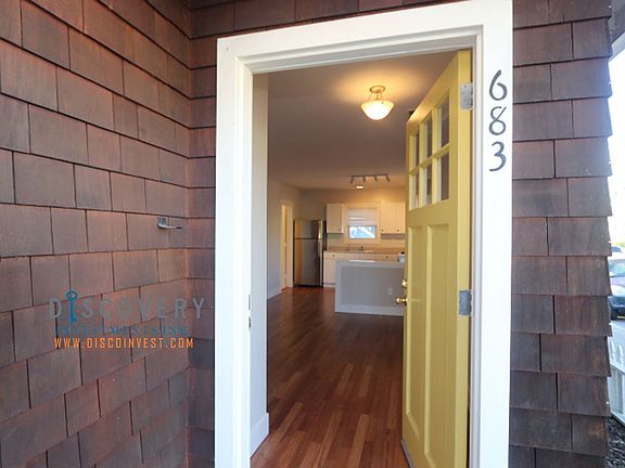 3rd image of 669-683 46th St