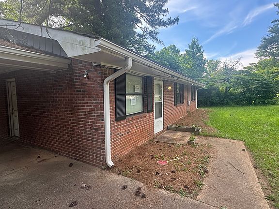 5th image of 2181 Delowe Dr