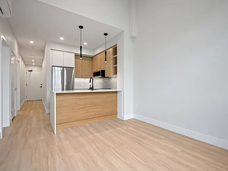 34395 Gladys Ave — Photo 37